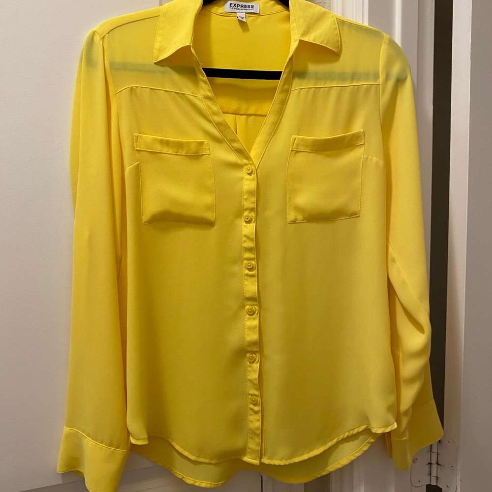Gorgeous yellow Express Portofio shirt